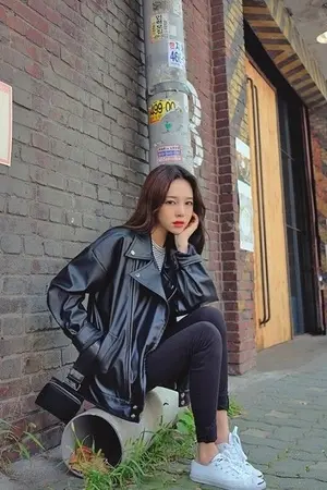 ปกนิยาย มาเอดะ มังกรพยักหงส์แดง