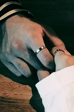 ปกนิยาย valued friend : แค่เพื่อนหรือแฟน