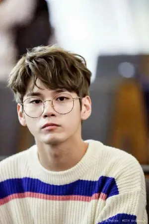 ปกนิยาย นายรุ่นพี่สุดฮอต Boy In Luv