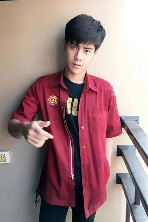 ปกนิยาย พี่ว๊ากตัวร้ายกับยัยปีหนึ่งสุดกวน