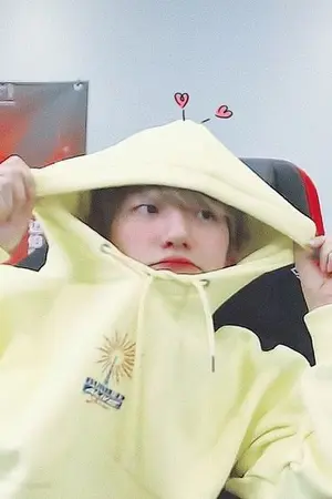 ปกนิยาย #ลุงข้างห้องชบ - chanbaek