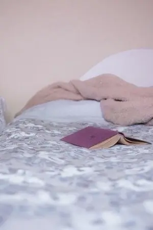 ปกนิยาย ตื่นมาอีกทีเป็นสตรีสเเตนดาร์ด