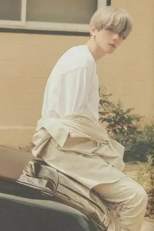 ปกนิยาย Blue Moon #ฟิคโซเเบค(เเบด) | (Chanbaek)