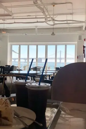 ปกนิยาย Crush On You (ชอบคนตรงหน้า)