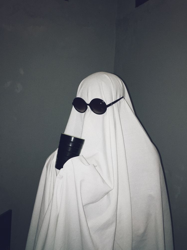 ไอเดีย Ghost 210 รายการ ในปี 2021 | รูปผี, รูปวินเทจ, ภาพถ่ายเพื่อน
