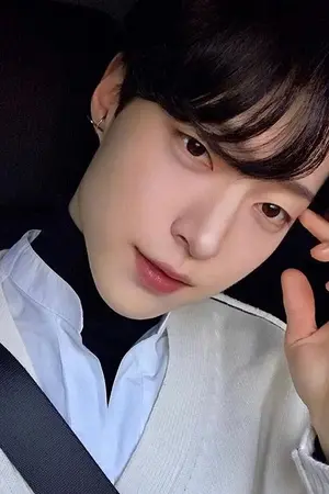 ปกนิยาย รักร้ายผู้ชายหน้านิ่ง [กัสโซ่ x ไพลิน ]