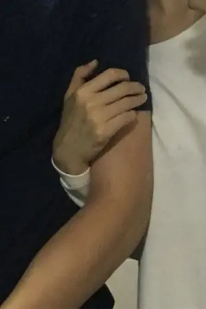 ปกนิยาย โอบเธอด้วยรัก