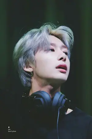 ปกนิยาย Hyungwon x You (วุ่นนักรักนายมาเฟีย)