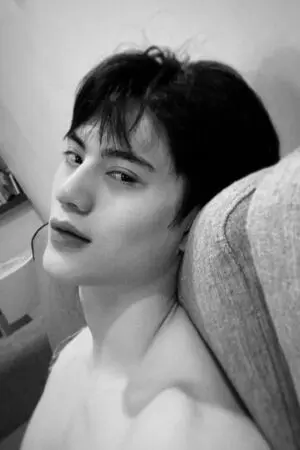 ปกนิยาย ได้โปรดอยู่กับข้าแต่เพียงผู้เดียว