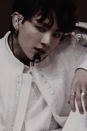 ปกนิยาย Nc+ หักหลัง😢