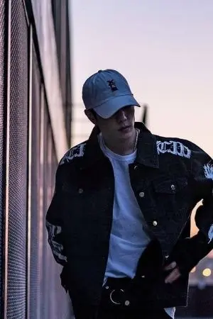 ปกนิยาย เกลียด  เเค้น  รัก /markbam/