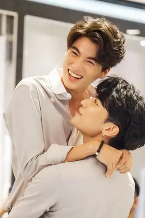 ปกนิยาย [[ Short Fic ]] MewGulf EP1 : ตอน..เมื่อผมต้องเลิอก..