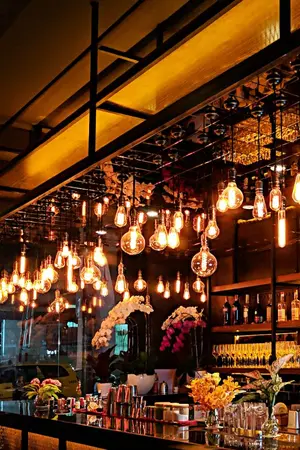 ปกนิยาย [OS] WHO DO U LOVE? | wenrene