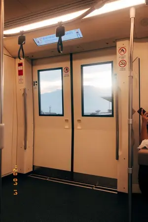 ปกนิยาย รักของผมเกิดขึ้นบนBTS