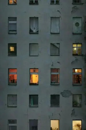 ปกนิยาย -เรื่องเล่าจากเพื่อนร่วมหอพัก-