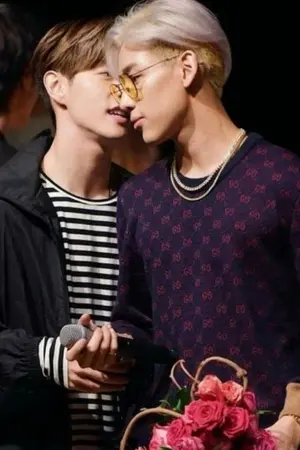 ปกนิยาย 5 month​ ของนายซุปตาร์​ [Mpreg]​