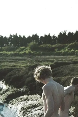 ปกนิยาย ผู้คนต่างบกพร่อง