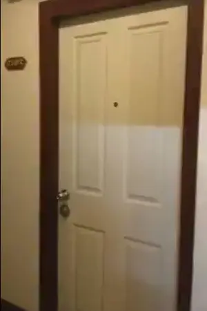 ปกนิยาย ข้างห้องครับ มึงเป็นเหี้ยไรครับ