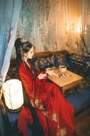 ปกนิยาย จันทราสีเลือด (เพราะข้าไม่ใช่นางเอก)