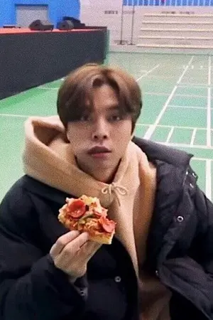 ปกนิยาย เห้ยบึน ใครอยากเป็นเพื่อนมึงวะ, johnjae