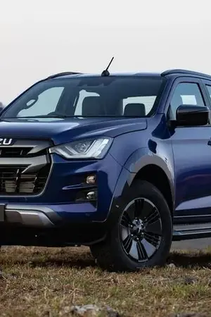 ปกนิยาย 2022 Isuzu D-Max: สามสายพันธุ์