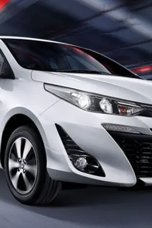 ปกนิยาย คุณสมบัติที่ดีที่สุดของ Toyota Yaris