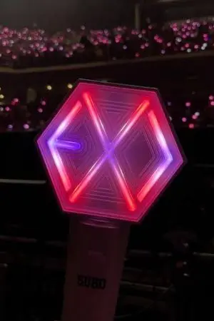 ปกนิยาย การเป็นexolมันน่าภูมิใจจริงๆ