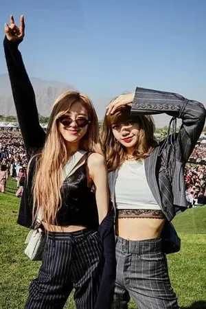 ปกนิยาย (ไม่)แอบรัก