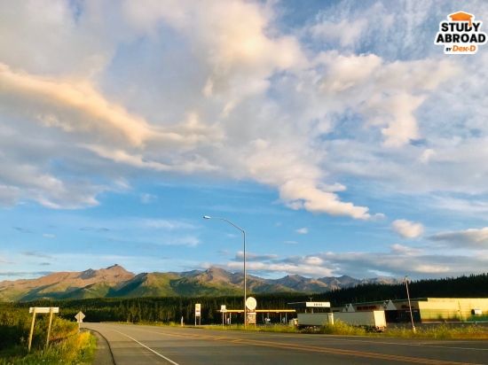 Three Bears ซูเปอร์มาร์เกตเดียวที่มีแถวนั้น