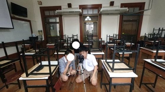 พี่บอสกับเพื่อนๆ ในฐานะนักสื่อสารรุ่นเยาว์