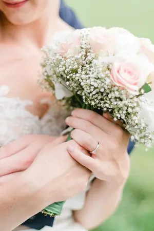 ปกนิยาย จำยอมวิวาห์จะหย่าหรือรัก