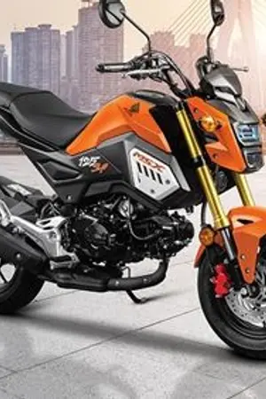 ปกนิยาย ข้อควรระวังเพื่อความปลอดภัยในการขี่มอเตอร์ไซค์