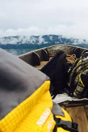 ปกนิยาย นอนบ้านแพ แบบไม่มีแพลน