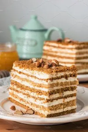 ปกนิยาย medovik cake🍰✨