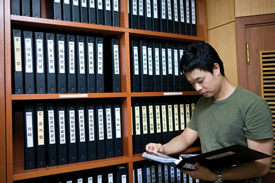 Photo credit  : Dong-A University - office of international affairs (Facebook)