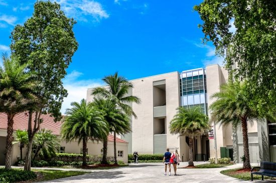 Photo Credit:  https://web.facebook.com/barryuniversity