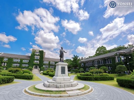 Photo  Credit:  Yonsei University Global