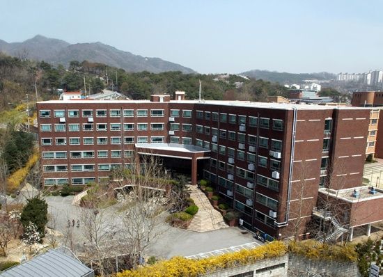 Photo  Credit:  https://english.kookmin.ac.kr/  