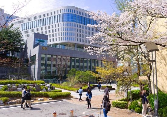 Photo  Credit:  www.studyinkorea.go.kr