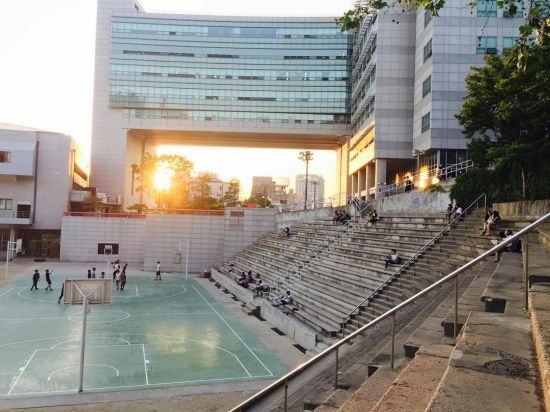 Photo  Credit:  홍익대학교 _ Hongik University  (Facebook)