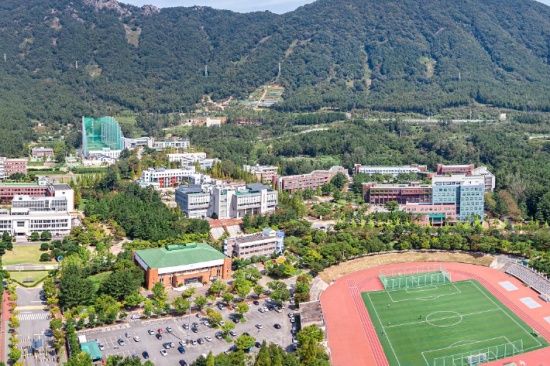 Photo  Credit:  www.nocutnews.co.kr