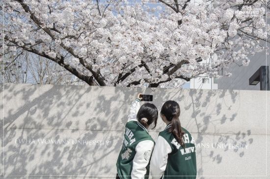 Photo  Credit: www.facebook.com/EwhaWomansUniversity