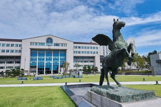 Photo  from: Kwangwoon University (website)