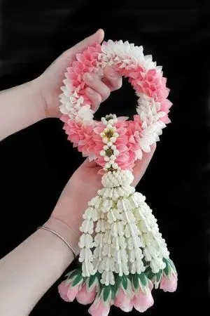 ปกนิยาย มาลัยของพ่อ