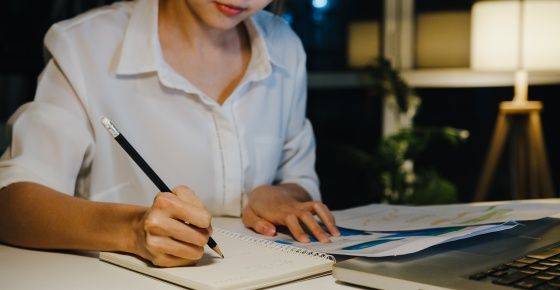 เคลียร์ภาระงานต่างๆ ให้เสร็จภายในศุกร์หรือเช้าวันเสาร์