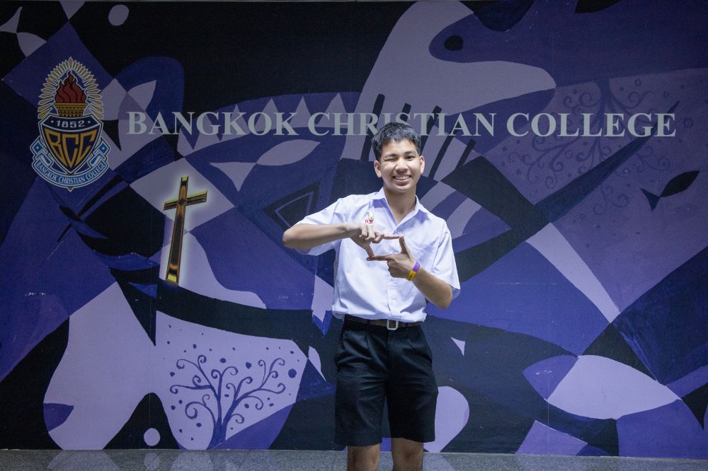  “น้องตุลย์ - ธรวรัญย์ สุวรรณชีพ” ตัวแทนนักเรียนจาก Track นิเทศศาสตร์ ภาพยนตร์ และสื่อดิจิทัล