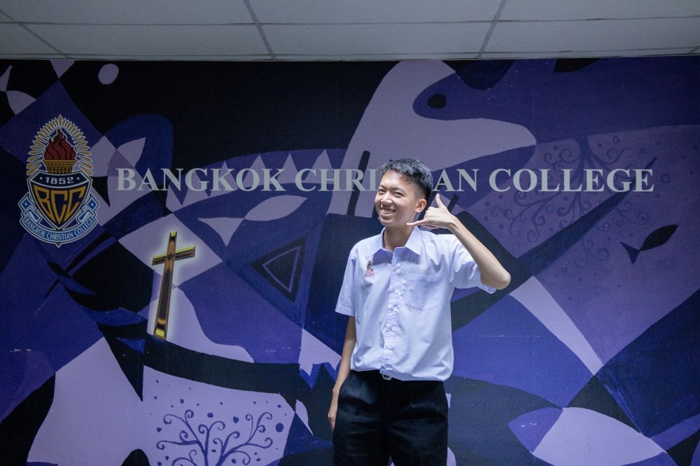 “น้องฟิน - สิรภพ ตั้งวรเกษม”  ตัวแทนนักเรียนจาก Track บริหารธุรกิจ พาณิชยศาสตร์ เศรษฐศาสตร์