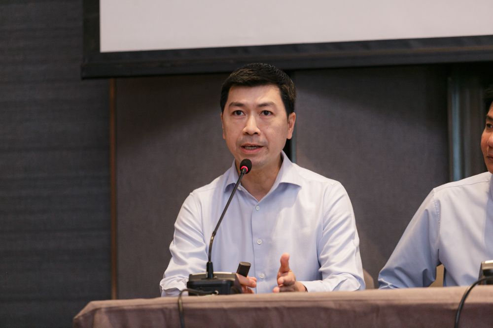 รศ.พ.ต.ท.ดร.กฤษณพงค์ พูตระกูล ผู้ช่วยอธิการบดีฝ่ายรักษาความสงบเรียบร้อย&nbsp;  มหาวิทยาลัยรังสิต