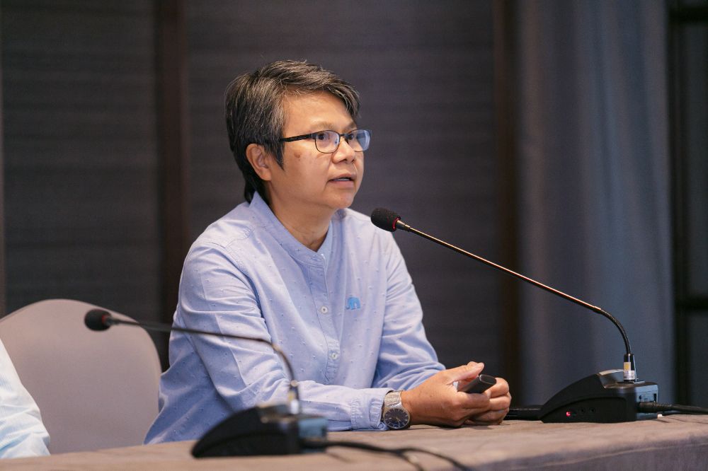 ผศ.ดร.ปถมาพร สุกปลั่ง รองอธิการบดีฝ่ายวิชาการ&nbsp;  มหาวิทยาลัยรังสิต