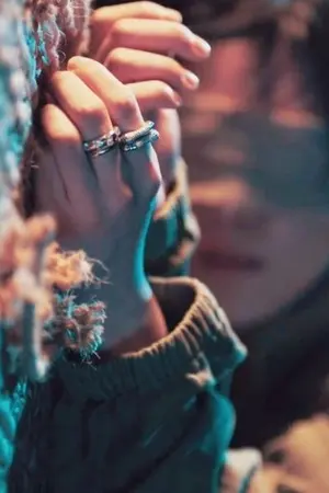 ปกนิยาย คิดจะรัก ใจต้องนิ่ง